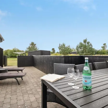 Dom wakacyjny Thure - 1km From The Sea By Interhome *